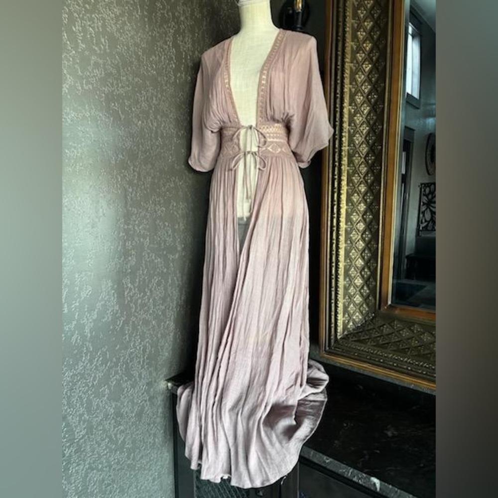 Lulu’s mauve-pale lavender DUSTER- SWIM COVER up, excellent pre-owned condition - Picture 6 of 8